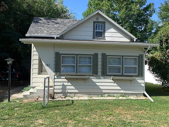 2nd image of 938 N 22nd St