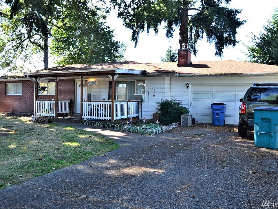 2nd image of 4100 NE Pacific Way