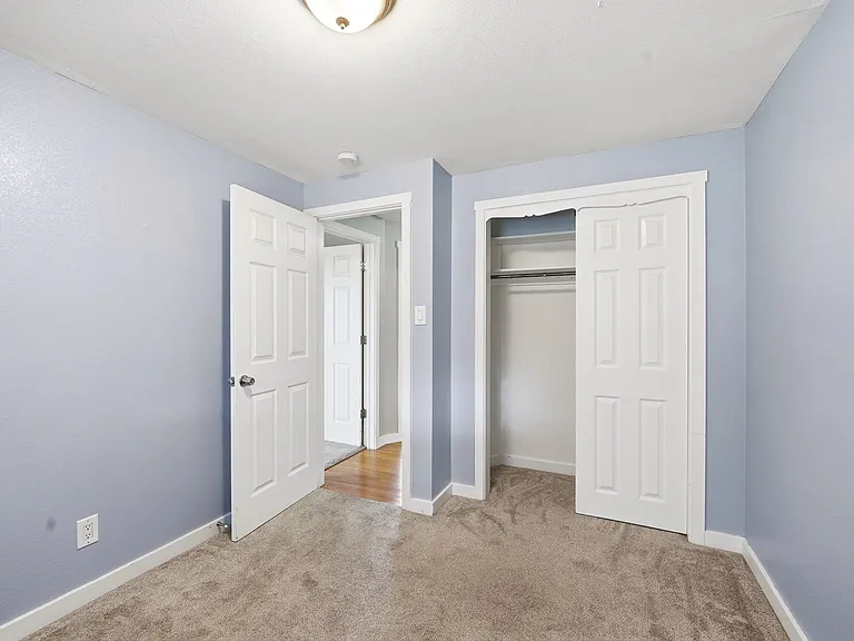 1275 W 4th Ave — Photo 18
