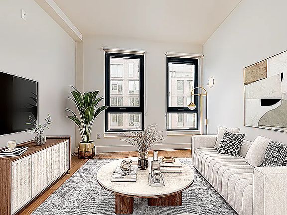 2nd image of 130 Hope St #728