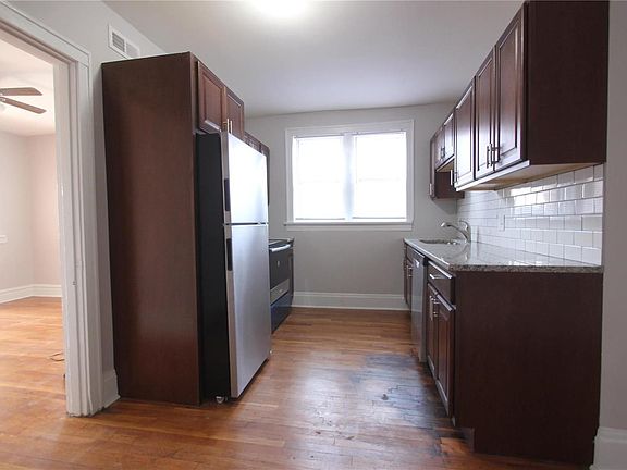 5th image of 3965 Potomac St Unit 2W