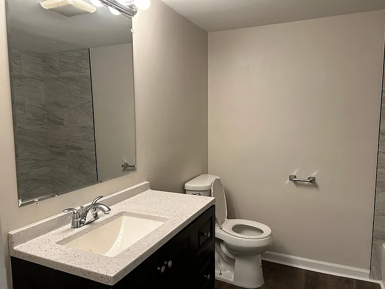 448 Grand Ave #2 — Photo 5