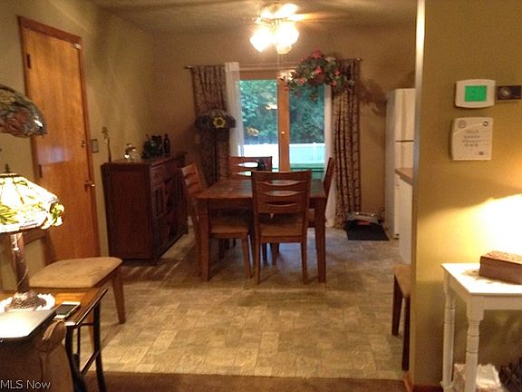 5th image of 28342 Evergreen Dr