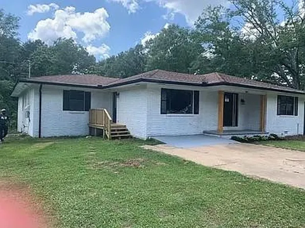 607 N Locust St, McComb, MS 39648