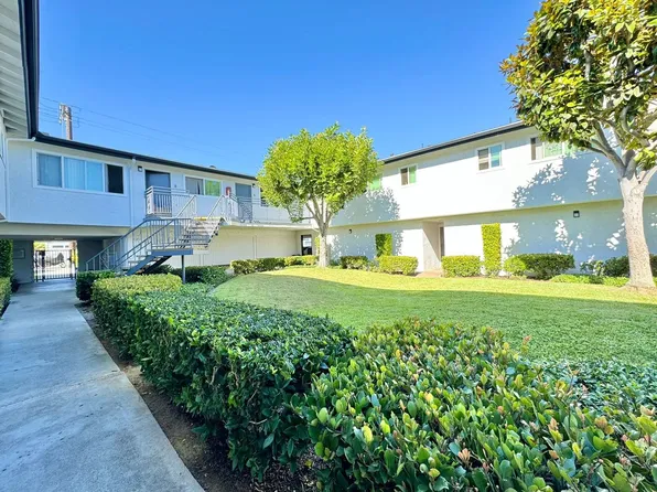 Huntington Clay Apartments, 2810-2820 Huntington Ave #13, Huntington Beach, CA 92648