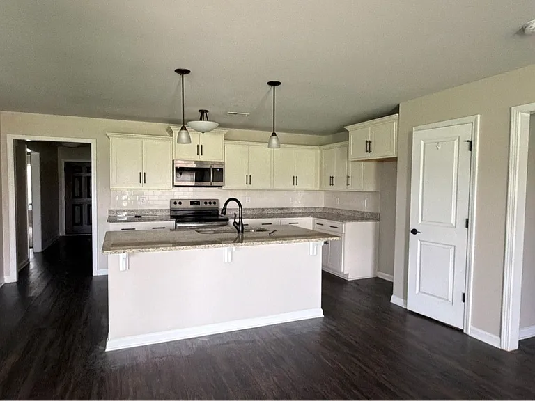 110 Toney School Rd — Photo 17