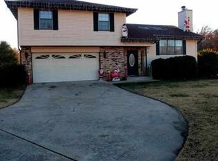 1124 Sammy St, Mountain Home, AR 72653