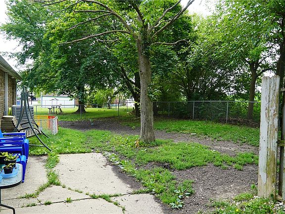 2nd image of 1705 Dover Ave