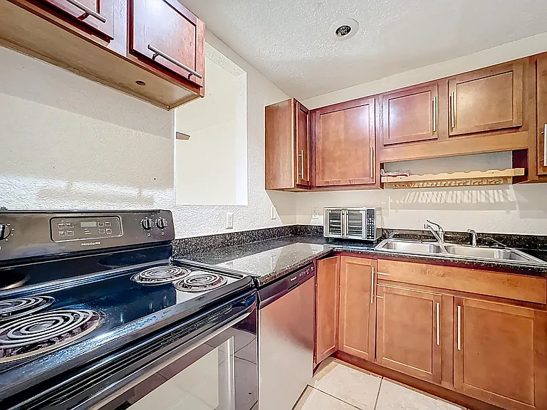1928 Conway Rd #33 — Photo 16