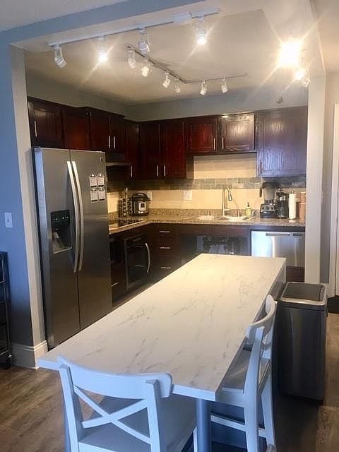1st image of 26 10th St W Unit 1703