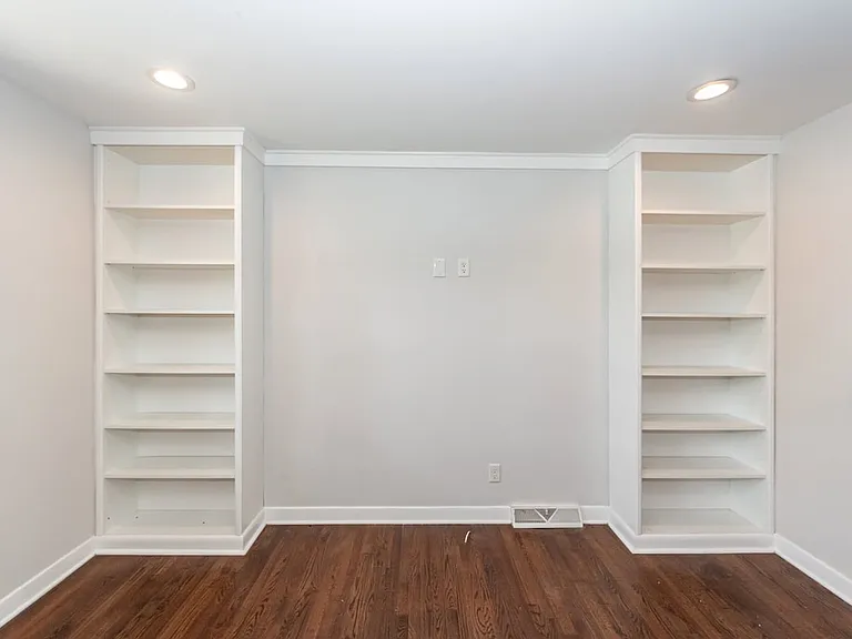 343 Cessna Ave — Photo 40