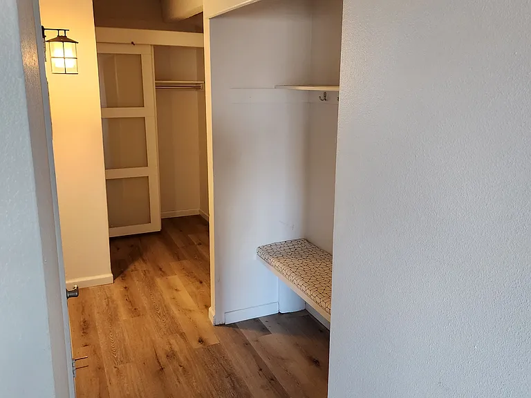 1265 N Race St #409 — Photo 3
