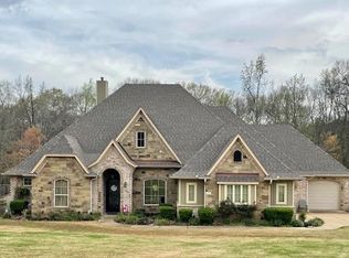 235 Lacebark Ln, Longview, TX 75605