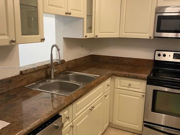 12035 NE 2nd Ave, North Miami, FL