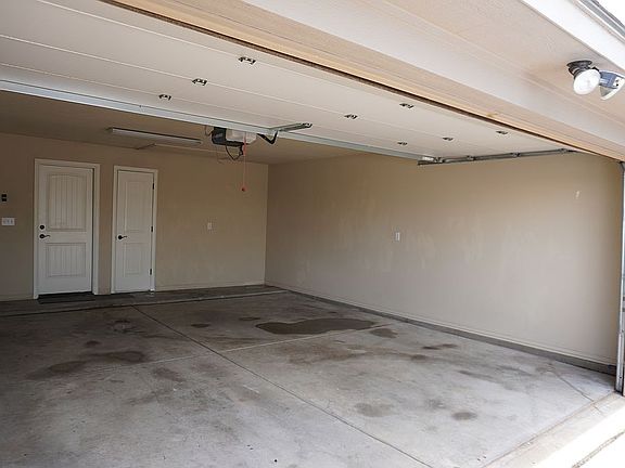 2 door garage