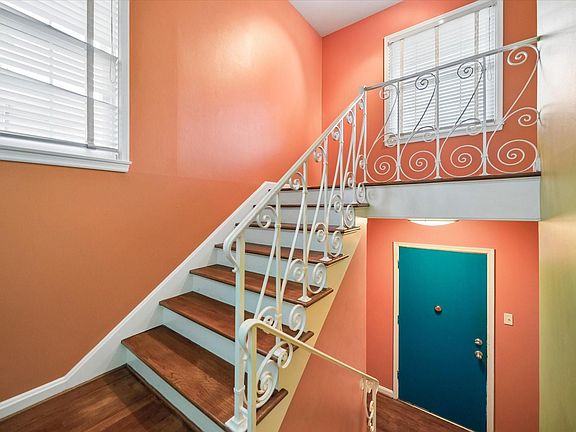 4th image of 2327 Swift Blvd