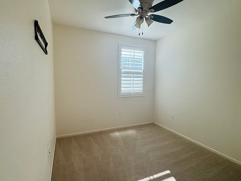 3250 E Yountville Dr #9 — Photo 25