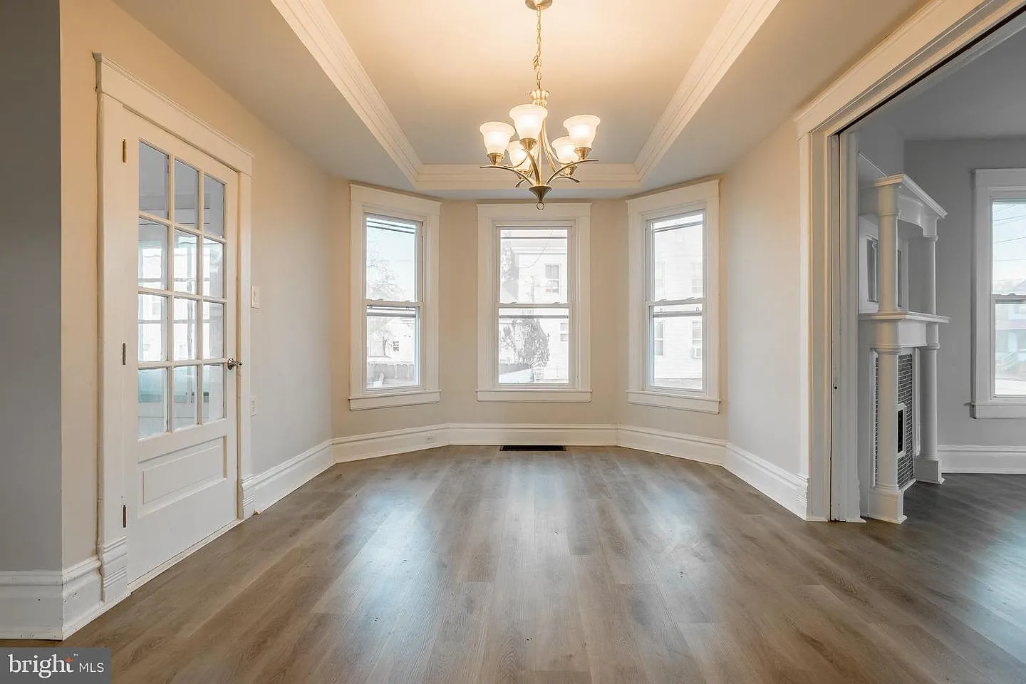 3 bed, 2600 sqft, $2,400 — Photo 4