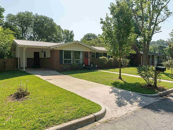 2nd image of 125 Briar Grove Dr