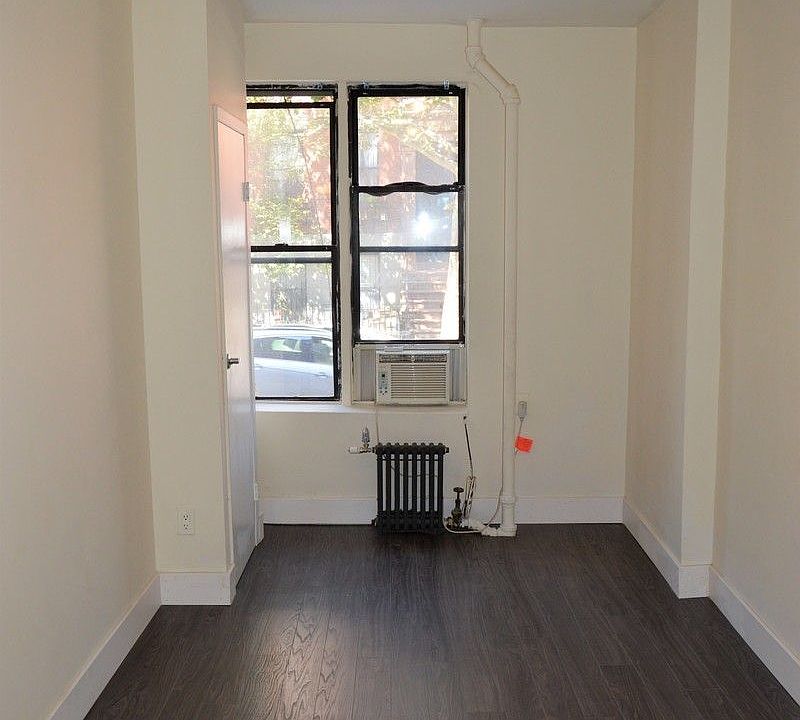 1st image of 320 E 6th St APT 2F