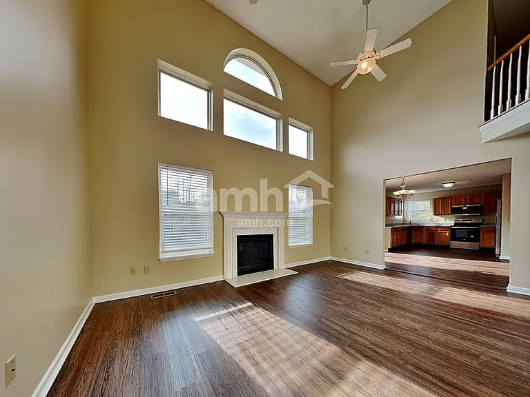 5671 Longbow Dr — Photo 11