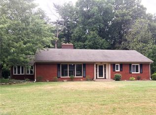 352 Hogarth Ave, Niles, OH 44446