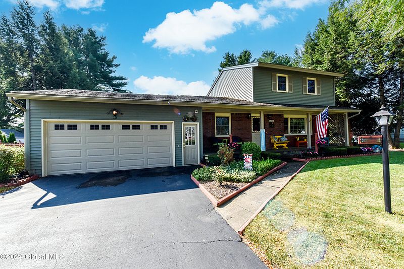 3rd image of 15 Walter Drive