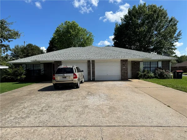 2883 Adrian Ave, Springdale, AR 72764