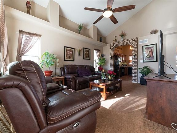 4th image of 11717 Mesquite Lake Ln