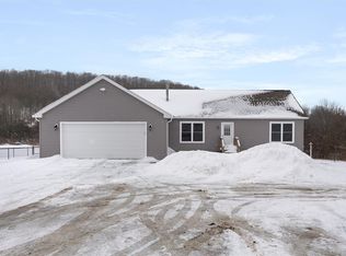 140 Bradshaw Rd, Dryden, NY 13053