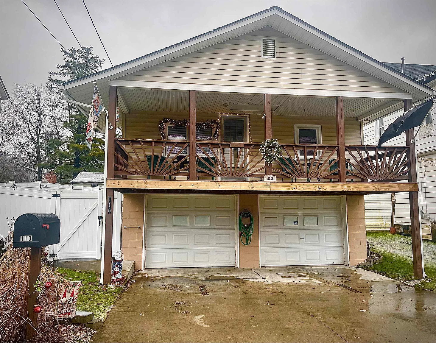 110 Caldwell St photo 1