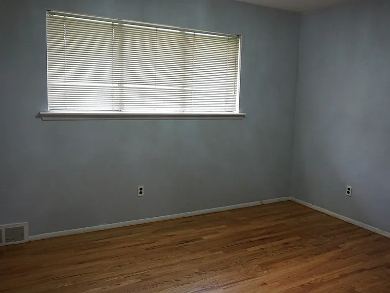 3858 Martin Rd — Photo 11