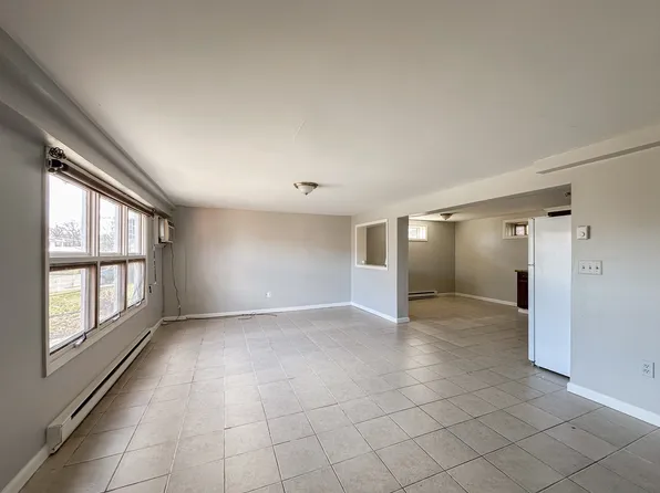 (undisclosed Address), Waterbury, CT 06708