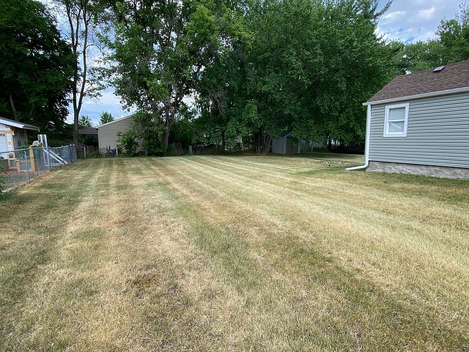 324 N 2nd St, Palmyra, WI 53156 Zillow