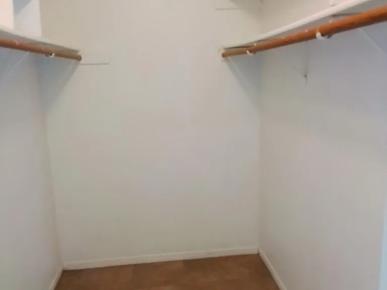 410 Saddle Dr — Photo 29
