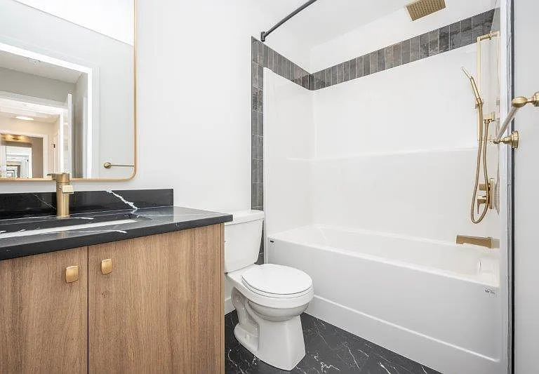 562 Seton Cir SE #305 — Photo 23