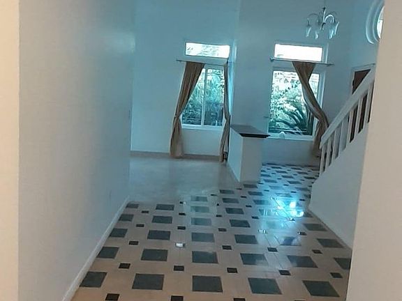 2nd image of 13622 Nimes Ct