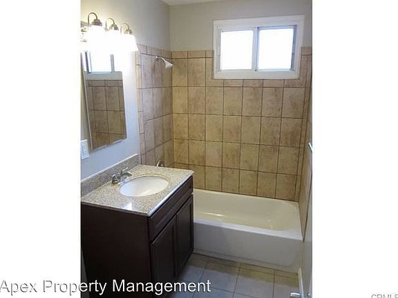 4th image of 3711 W 105th St #2