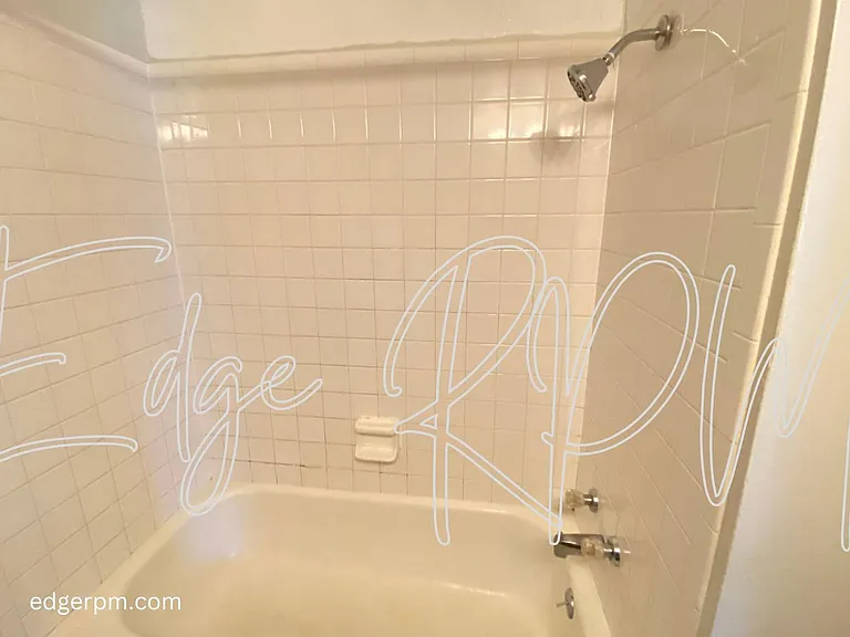 1115-1120 Doreen Ct — Photo 11