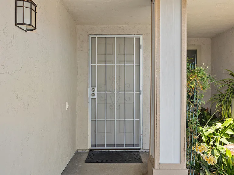 6728 Antilope St — Photo 3