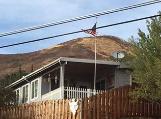 28 E Dufaucek Dr, Wofford Heights, CA 93285