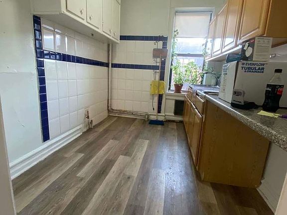 4th image of 5422 4th Ave #2B