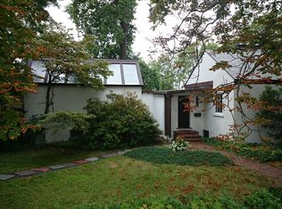 108 Ward St, Newton, MA 02467