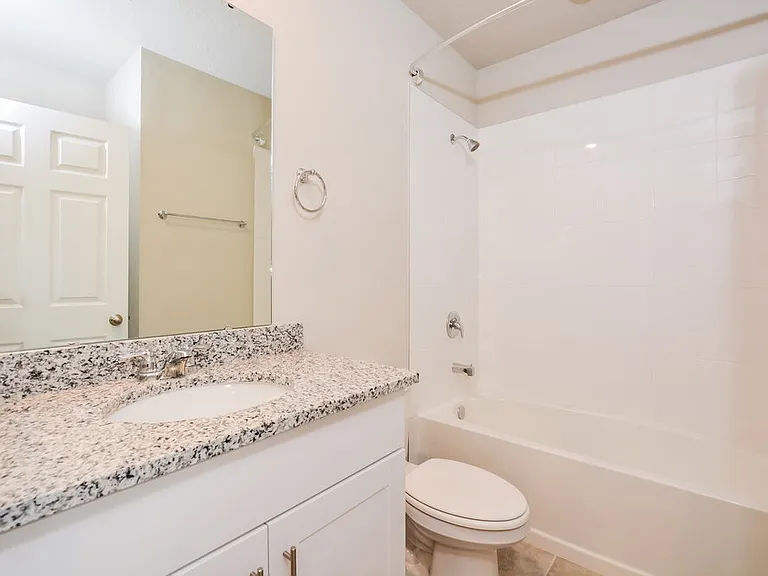 5247 Meredrew Ln — Photo 15