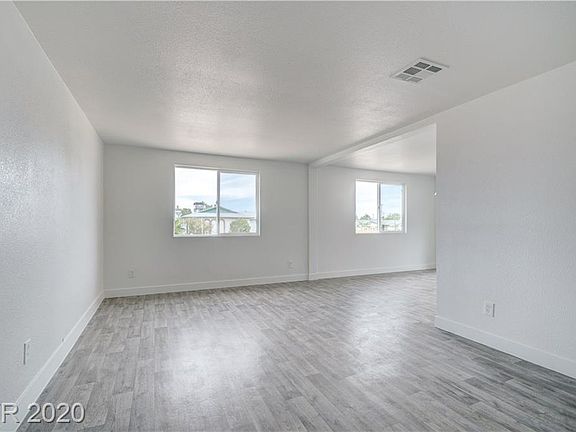 4th image of 4513 Galaxy Ave
