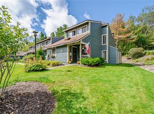 587 Maple Ct, Hidden Valley, PA 15502