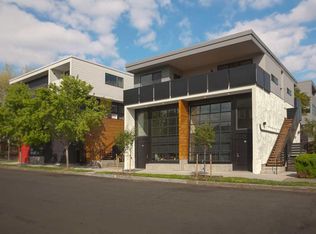 2860 SE Gladstone St UNIT 104, Portland, OR 97202