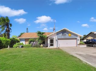 9073 Pineapple Rd, Fort Myers, FL 33967