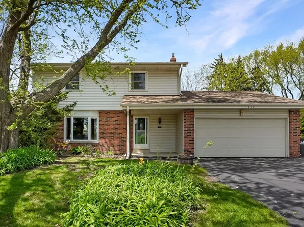 1232 Chippewa DRIVE, Waukesha, WI 53186