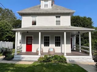 65 Riverdale Ave APT A, Greenwich, CT 06831
